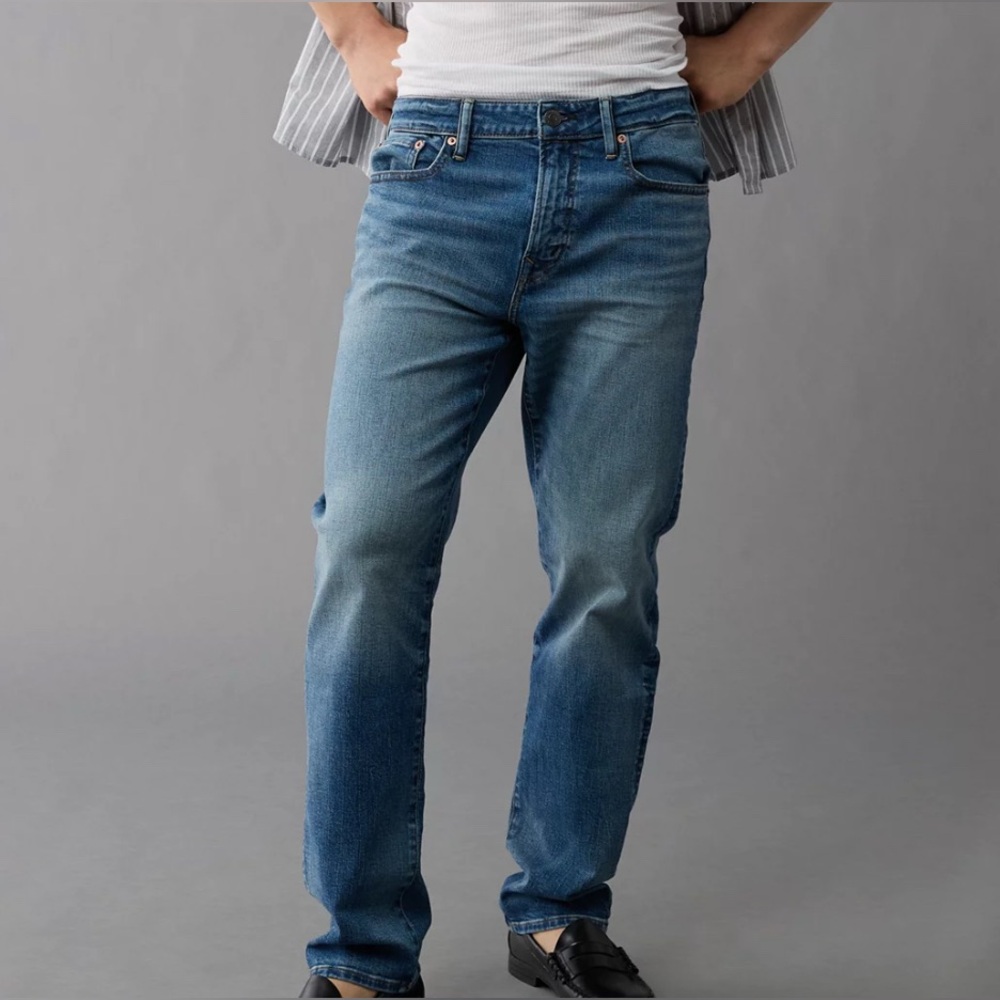 American Eagle Athletic Straight Jeans